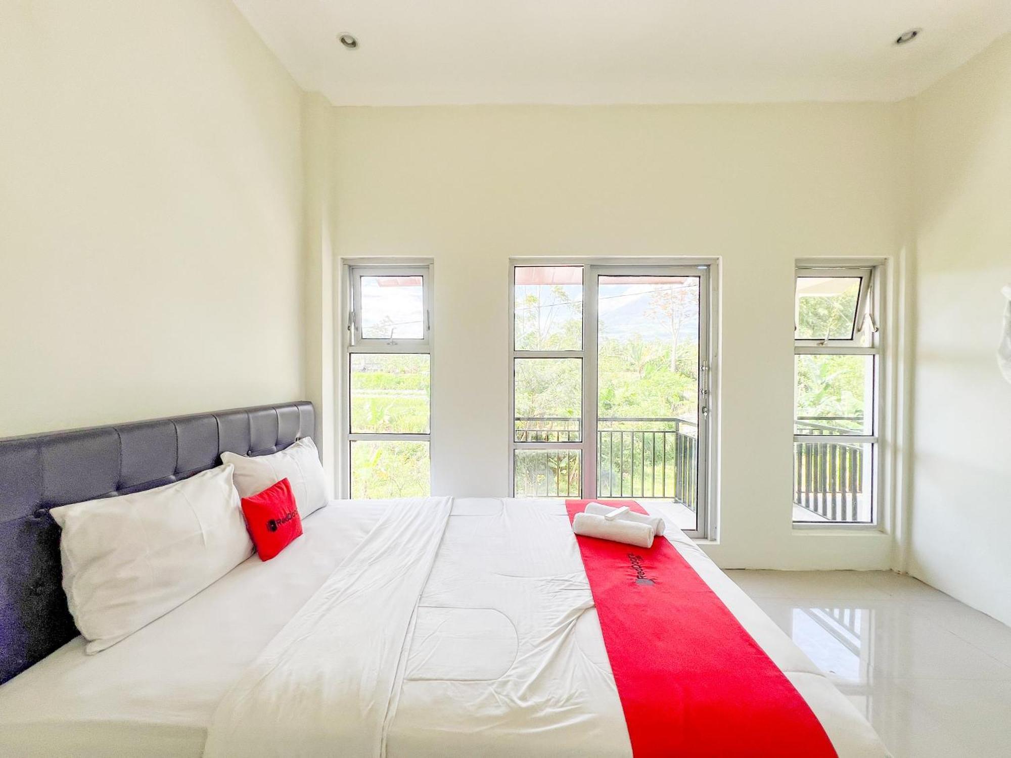 Reddoorz Syariah Near Pengadilan Agama Wonosobo Hotel Exterior foto