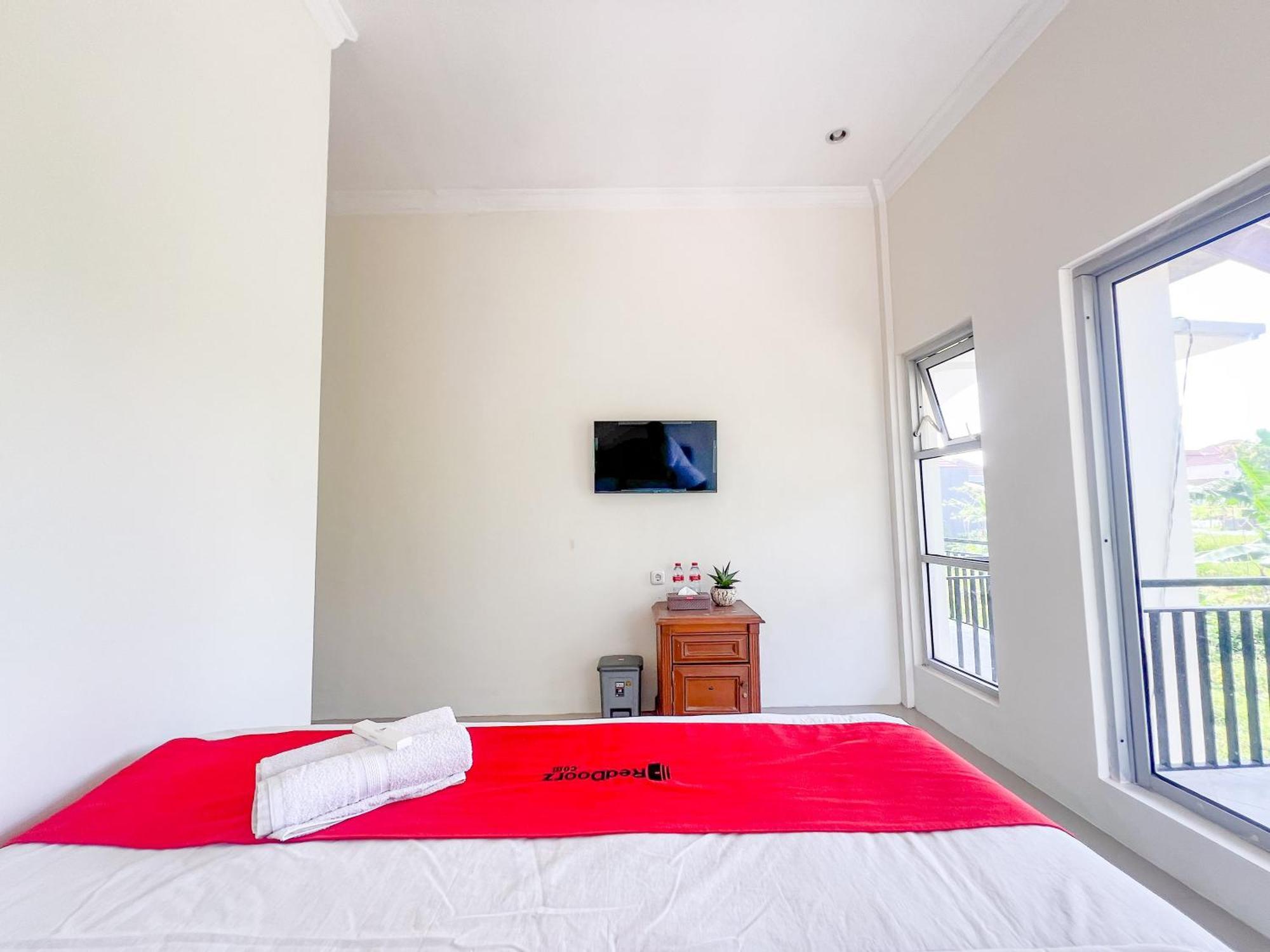 Reddoorz Syariah Near Pengadilan Agama Wonosobo Hotel Exterior foto