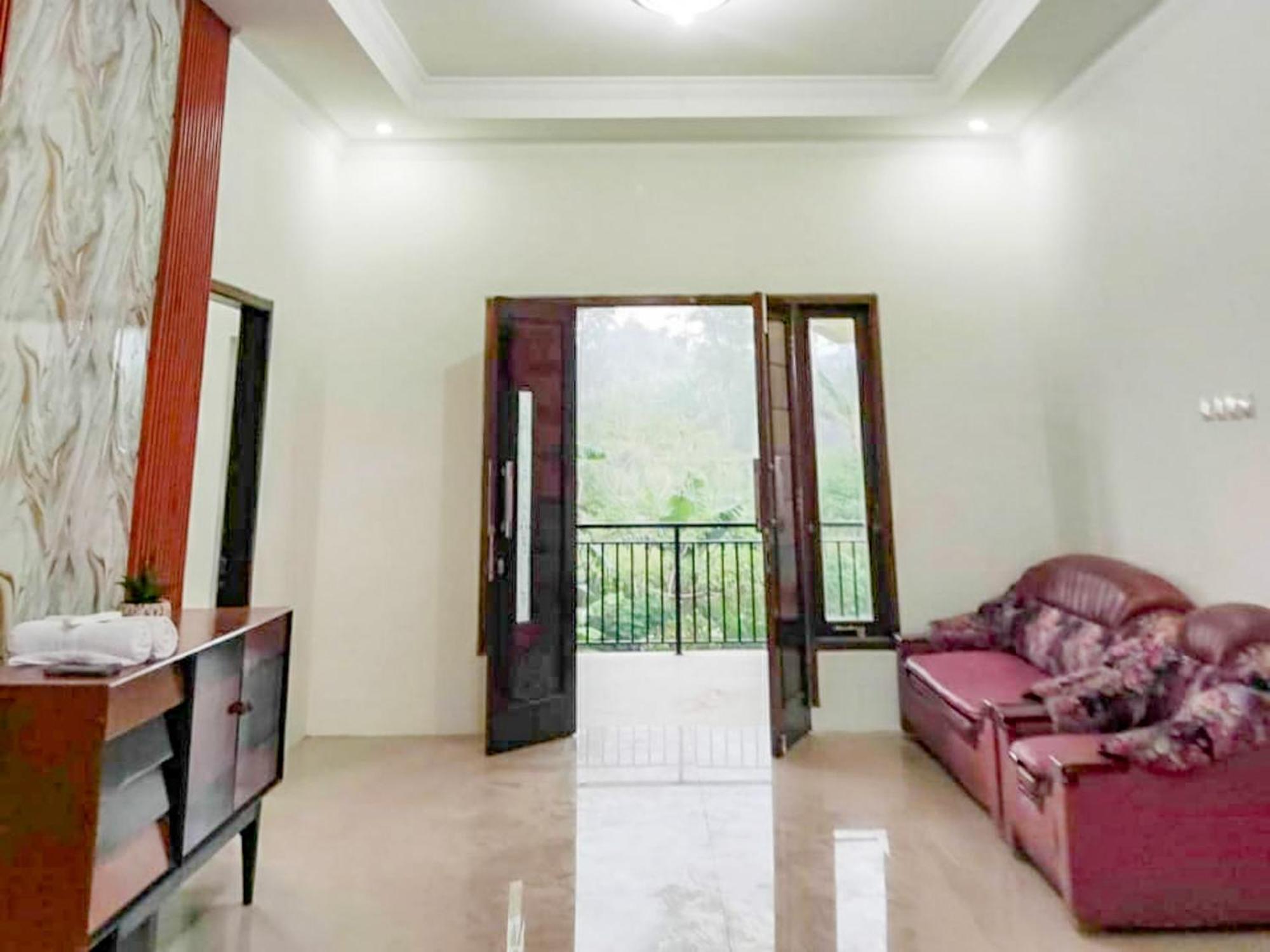 Reddoorz Syariah Near Pengadilan Agama Wonosobo Hotel Exterior foto